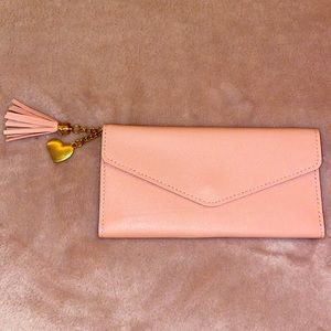 NEW Small Pink Wallet 💖👛